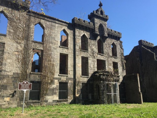 Southpoint Park - Not Too Late to Speak Up James Renwick Smallpox Hospital in Southpoint Park
